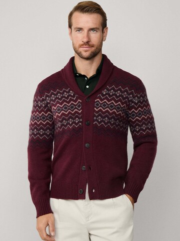 Hackett London Gebreid vest 'Fairisle' in Rood: voorkant