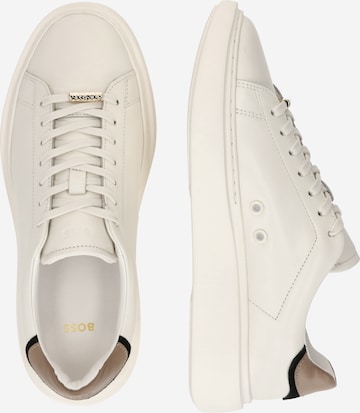 Baskets basses 'Amber Tenn' BOSS en blanc