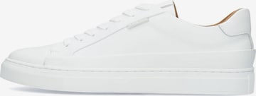 Baskets basses 'Nero' PS Poelman en blanc : devant