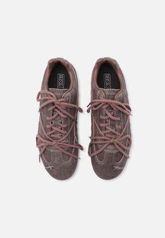 Baskets basses 'Speedcat VTG Espresso x ROSÉ' PUMA en marron : au dessus