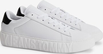 Sneaker bassa di Tommy Jeans in bianco