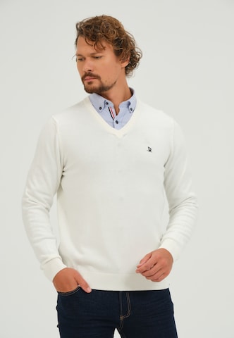 Giorgio di Mare Sweater in White: front
