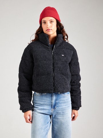 Tommy Jeans Jacke 'ESSENTIAL' in Schwarz: Vorderseite