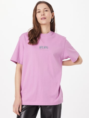 Afends T-shirt i lila: framsida