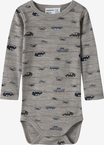 NAME IT - Pijama entero/body 'NBMWang' en gris: frente