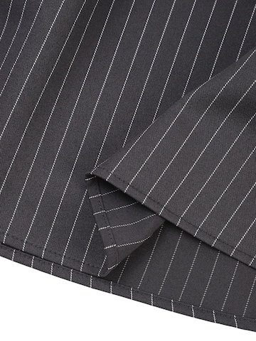 LapaPlus Kleid in Grau