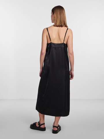 PIECES - Vestido 'SONIA' en negro