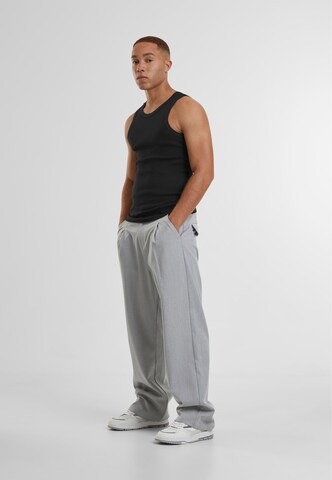 regular Pantaloni di 2Y Studios in grigio