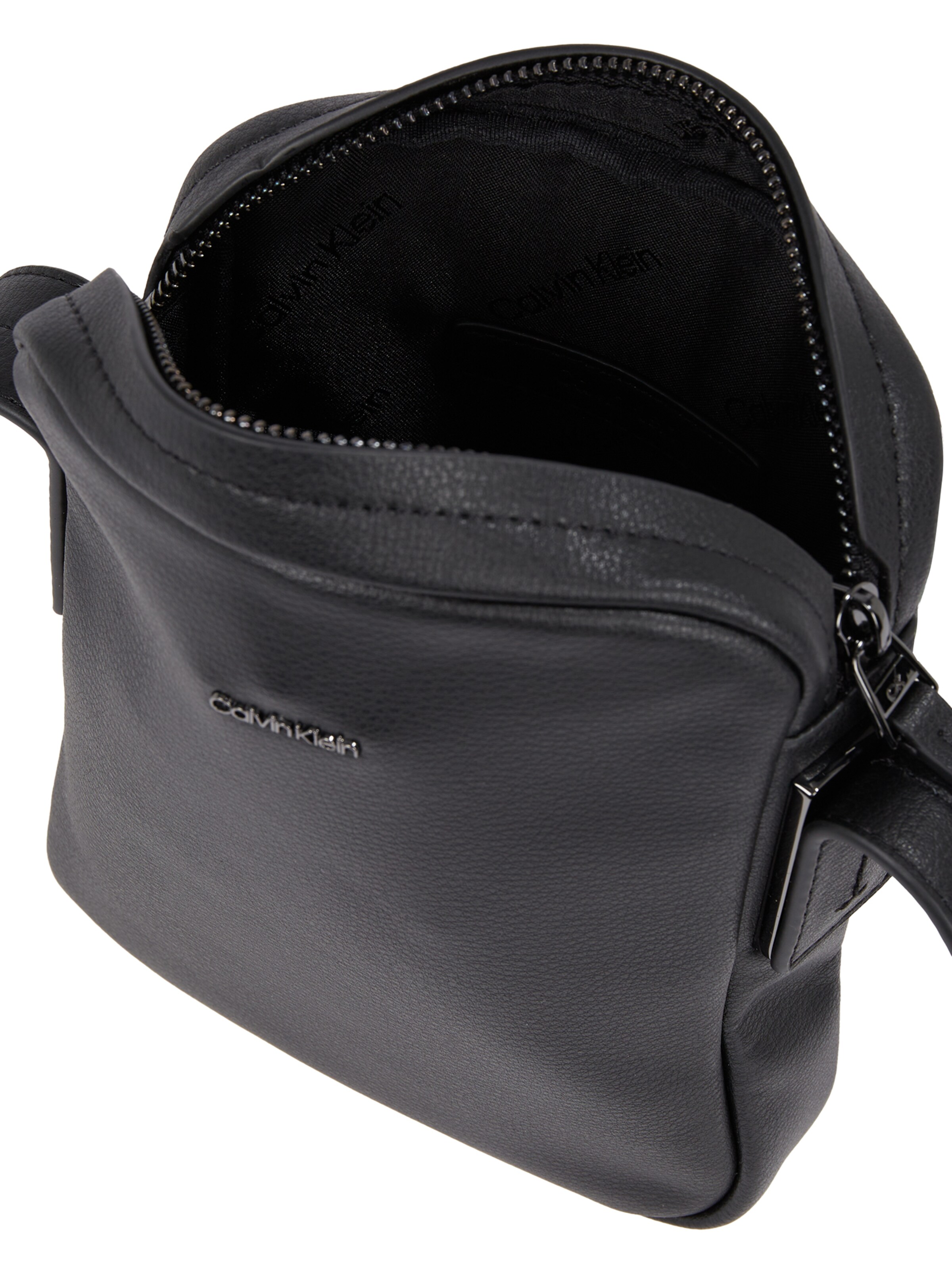 Calvin Klein Crossbody Bag in Black
