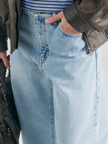 Loosefit Jean 'THE BUBBLE' FRAME en bleu