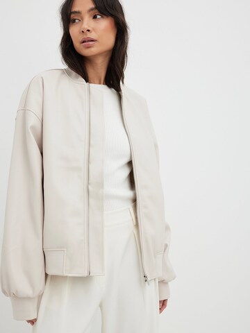 NA-KD Between-Season Jacket in Beige: front