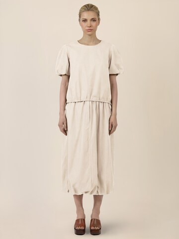 APART Blouse in Beige: front