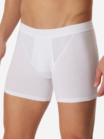 SCHIESSER Boxershorts 'Cotton Essentials Authentic'‌‌‌‌‌‌‌‌ in Weiß