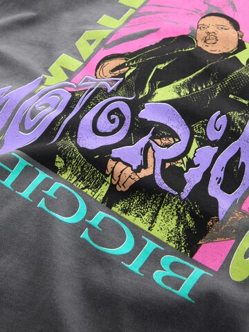 Next T-Shirt in Grau