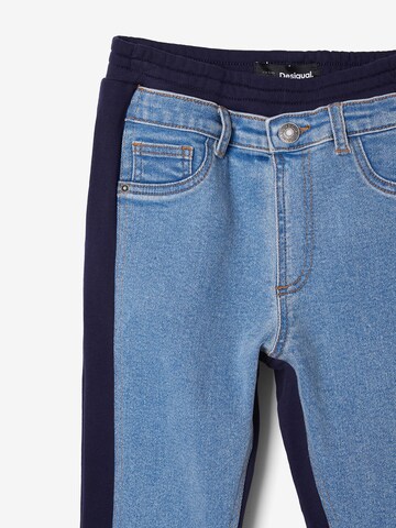 Tapered Jeans di Desigual in blu