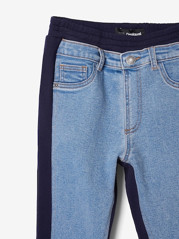 Tapered Jeans di Desigual in blu