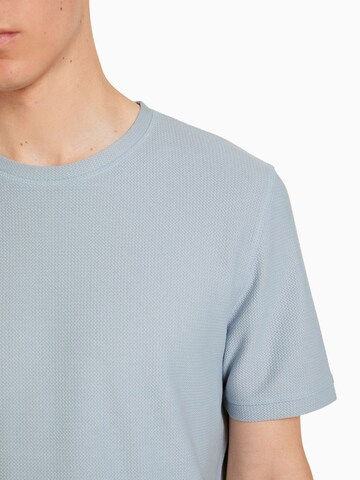 T-Shirt Bershka en bleu