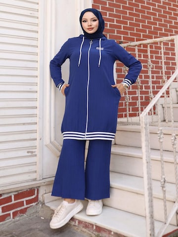 MODAMIHRAM Broekpak in Blauw: voorkant