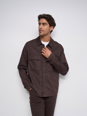 Salsa Jeans Regular fit Traditional Button Up Shirt in Brown: front