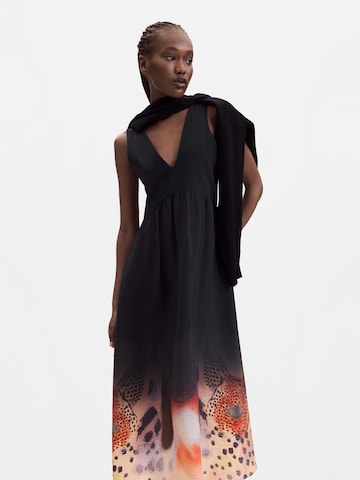 Desigual Платье в Черный