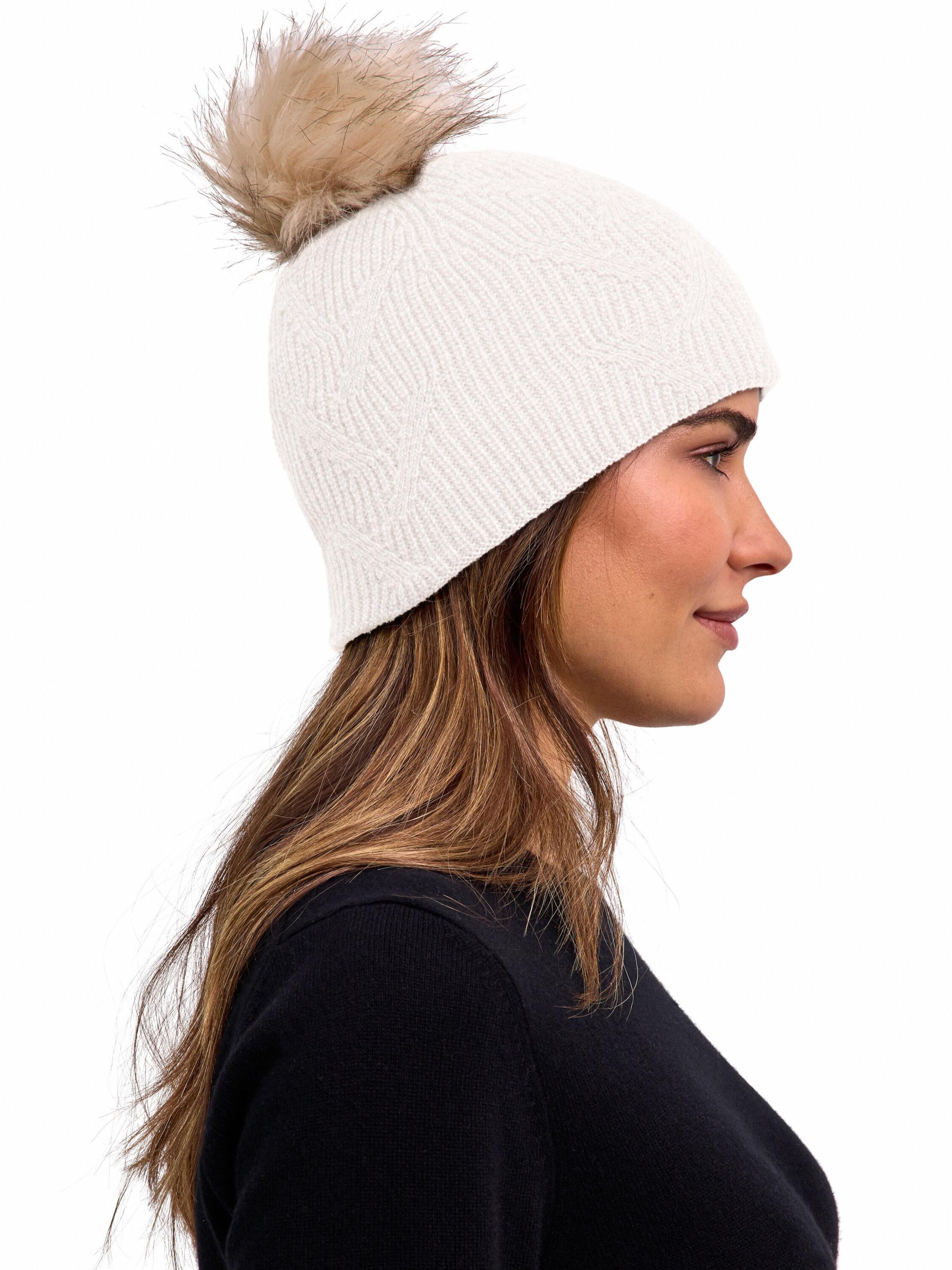 FALKE Beanie in White