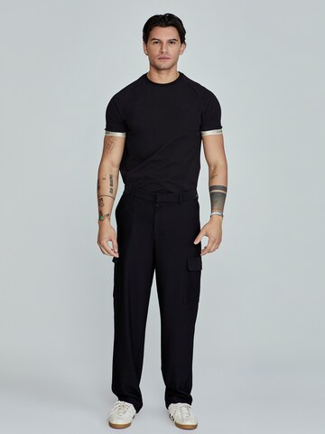 SikSilk Loose fit Cargo trousers in Black