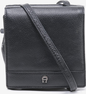 AIGNER Schultertasche / Umhängetasche One Size in Schwarz: predná strana