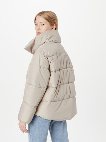 ESPRIT Vinterjakke 'Pricestart' i beige