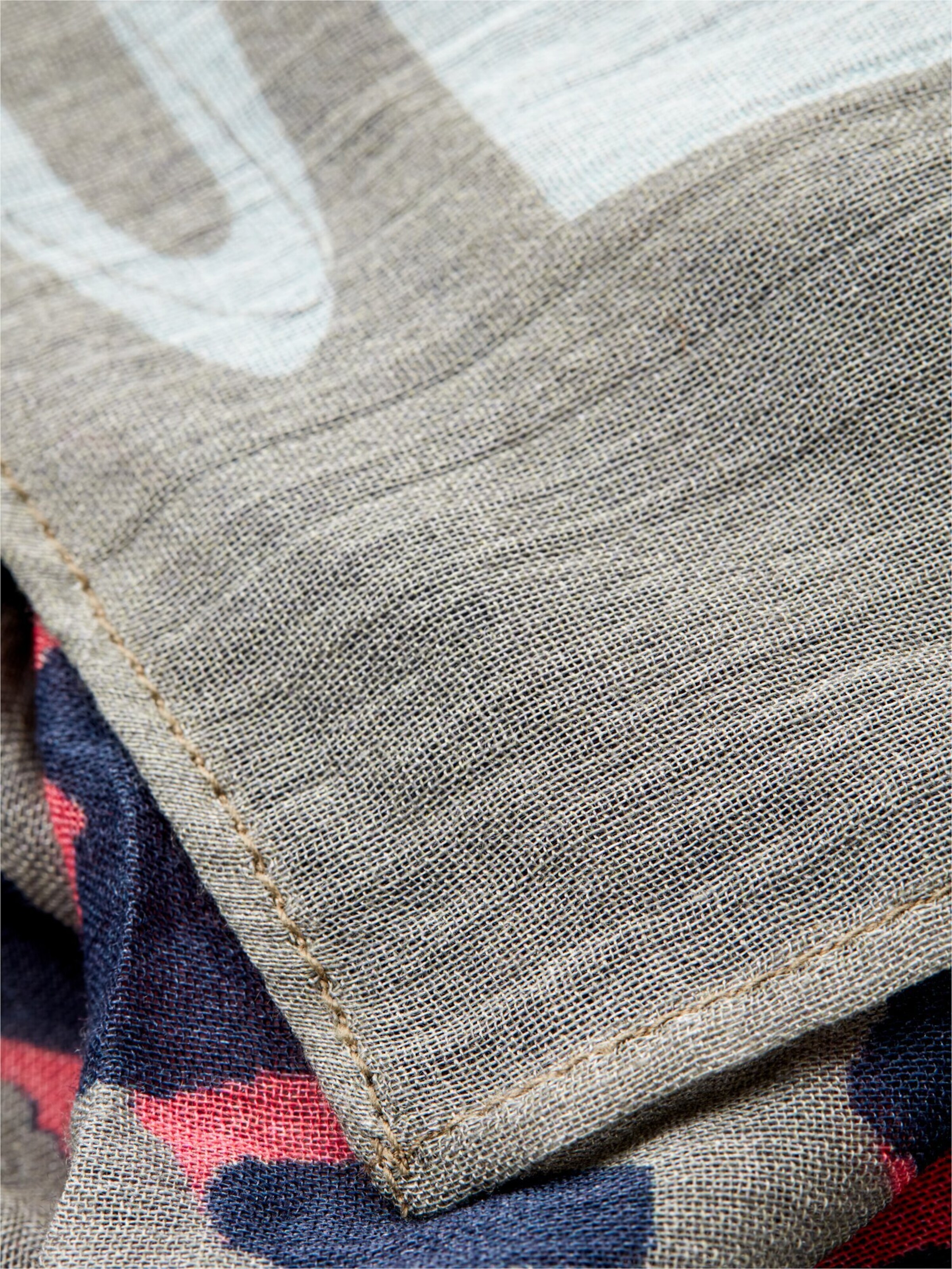 CAMEL ACTIVE Gemusterter Schal aus einer Baumwollmischung in Blau