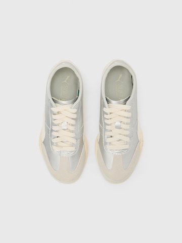 sidabrinė PUMA Sportbačiai be auliuko 'Bella UT LEA'