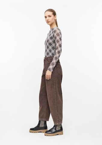 Barrel Pantalon s.Oliver en marron : sur le côté