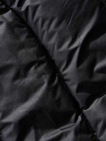 THE NORTH FACE Winter Jacket '2000' in Black