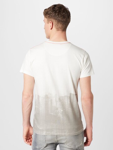 INDICODE JEANS - Camiseta 'Skyline' en blanco
