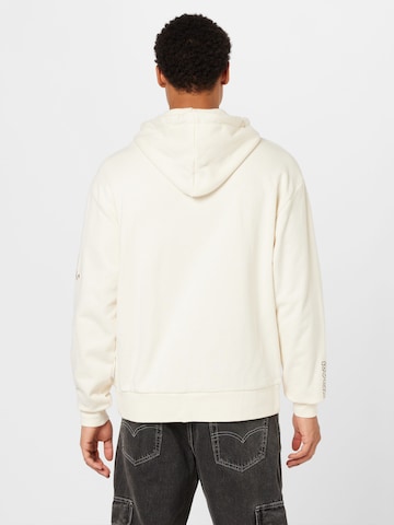 RVCASweater majica 'SCORCHED' - bijela boja