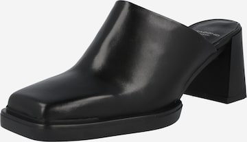 VAGABOND SHOEMAKERS Mules 'Edwina' in Black: front