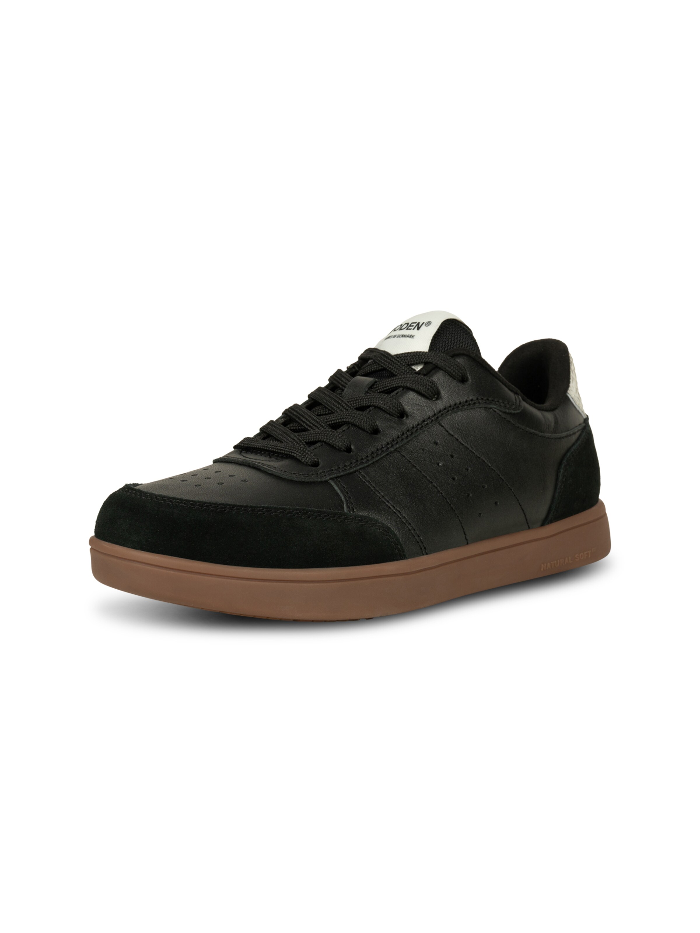 WODEN Sneaker in Schwarz: Vorderseite