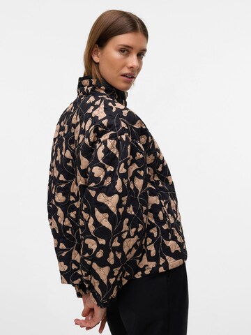 VERO MODA Between-Season Jacket 'VMJane Lola' in Black