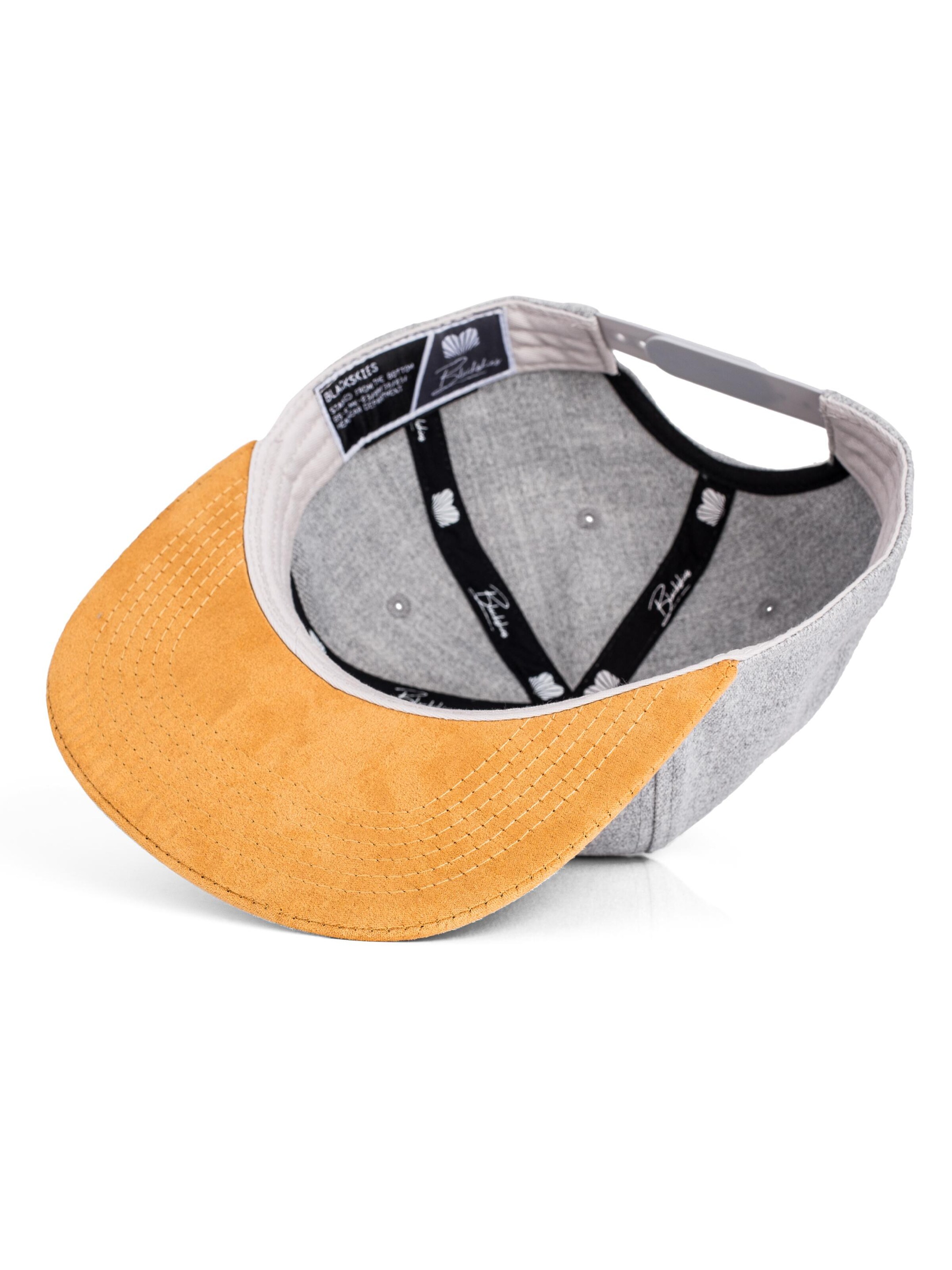 Blackskies Cap 'Essentials' in Grey