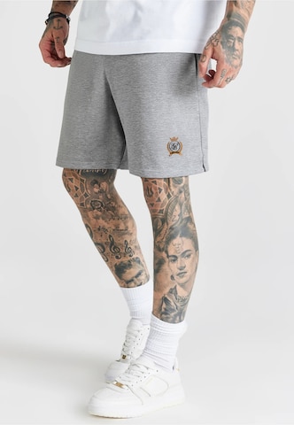 SikSilk Regular Shorts in Grau: Vorderseite