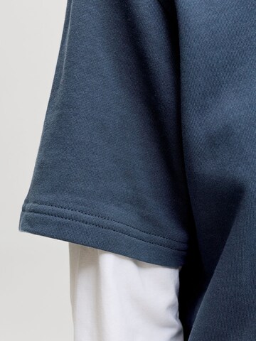 Jack & Jones Junior Sweatshirt 'JCOECHO' in Blau