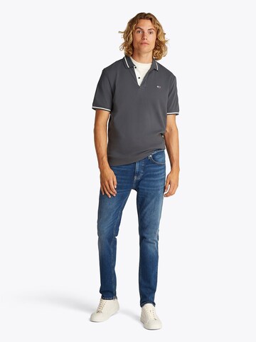 Maglietta di Tommy Jeans in grigio