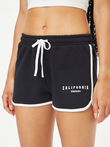 AÉROPOSTALE Regular Shorts 'DESTINATION' in Schwarz