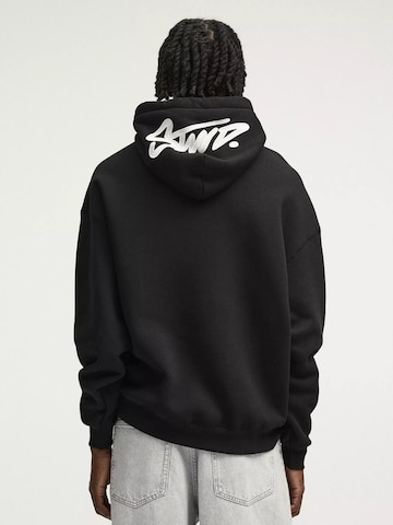 Pull&Bear Sweatshirt 'STWD' in Black: front