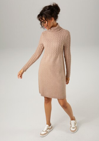 Aniston CASUAL Strickkleid in Beige