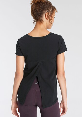 FAYN SPORTS Funktionsshirt in Schwarz