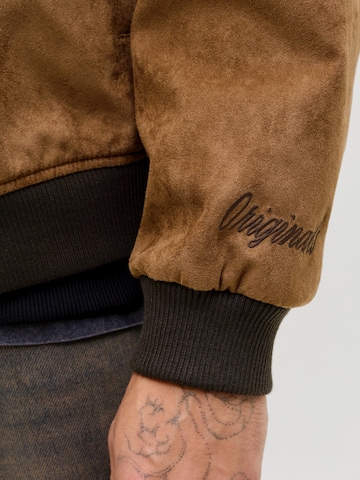 JACK & JONES Tussenjas 'JORNANTUCKET' in Bruin