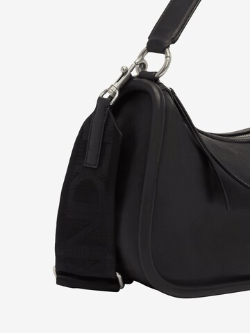 Liebeskind Berlin Shoulder Bag in Black