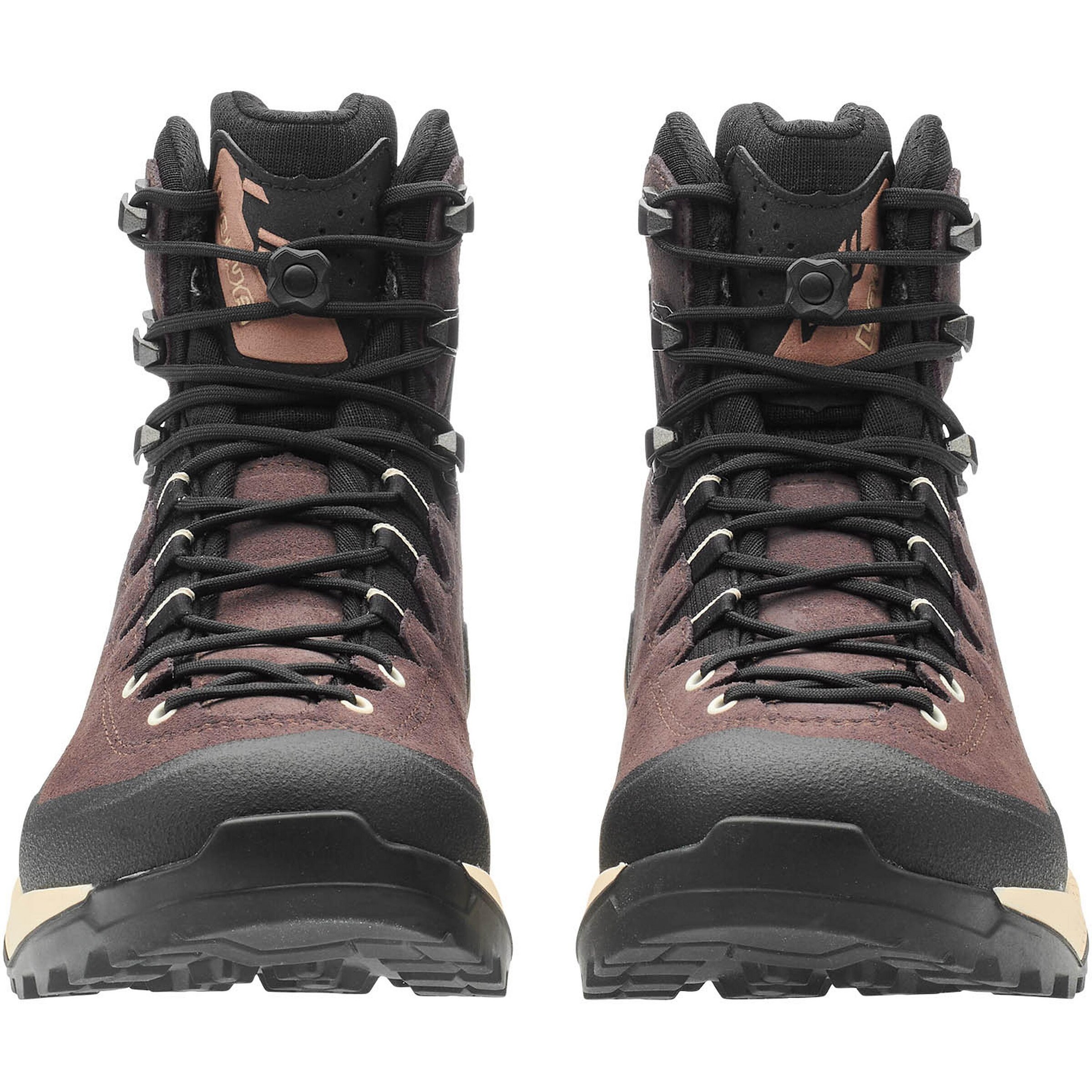 LOWA Boots 'Explorer' in Braun