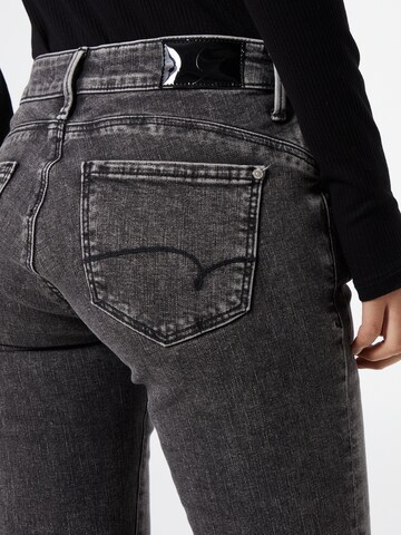 Mavi - Slimfit Vaquero 'Lindy' en gris