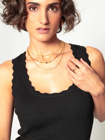 SASSYCLASSY Top in Black